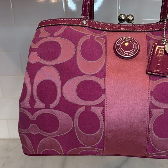 Coach Bag Purse Handbag Signature Stripe Kiss Lock Carryall Satchel Tote Bag - Picture 2 of 16